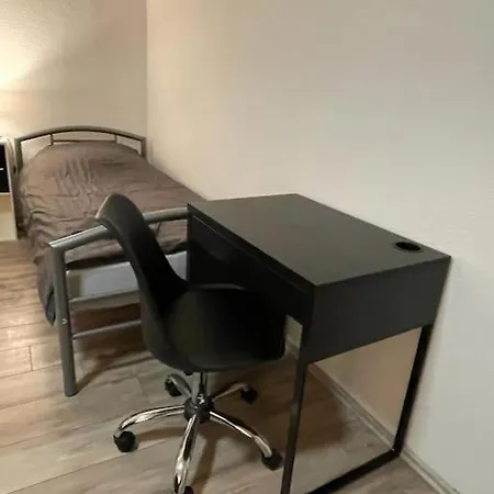 Local-beds Ferienwohnung Monteurwohnung *